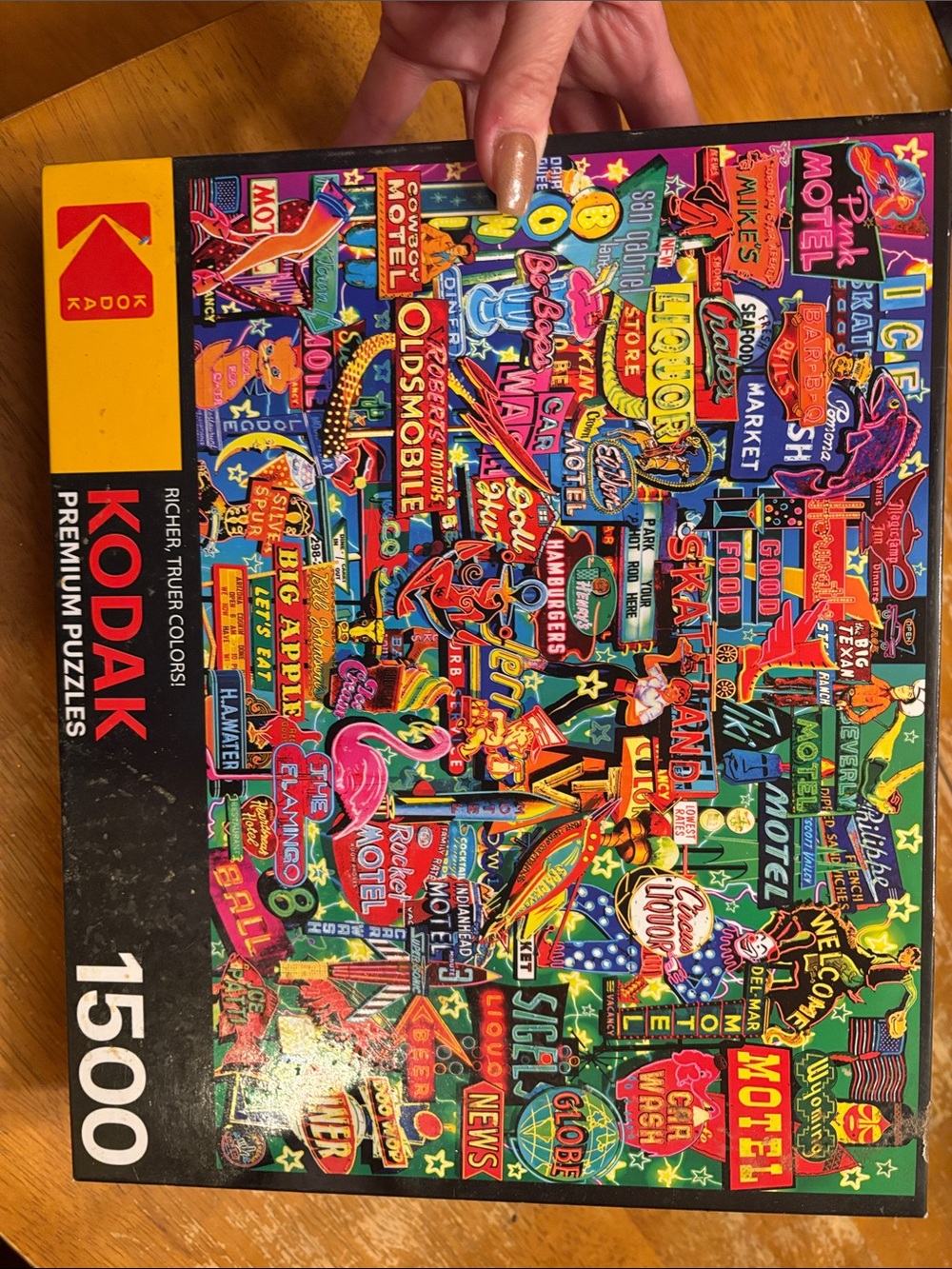 Kodak Neon Signs 1500-Piece Puzzle